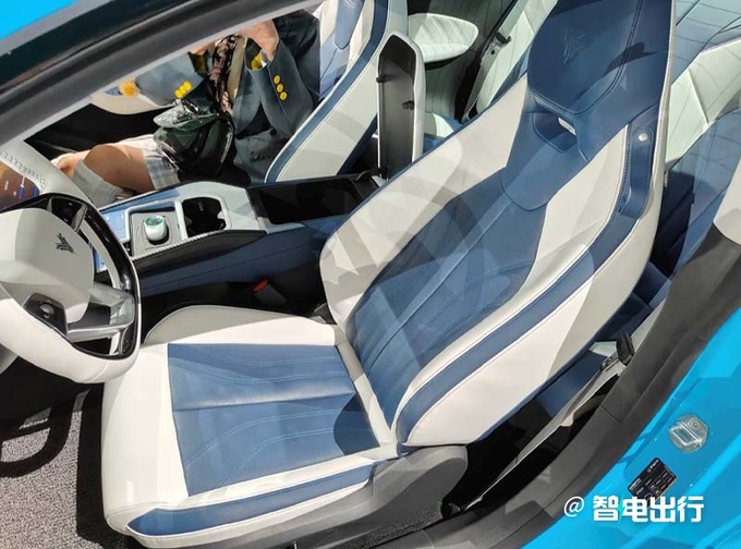 哪吒GT双门跑车4月18日预售加速仅3s 预计15万起-图2