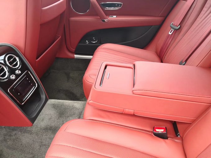 18款宾利飞驰V8S津港降税价格 畅享速提-图7