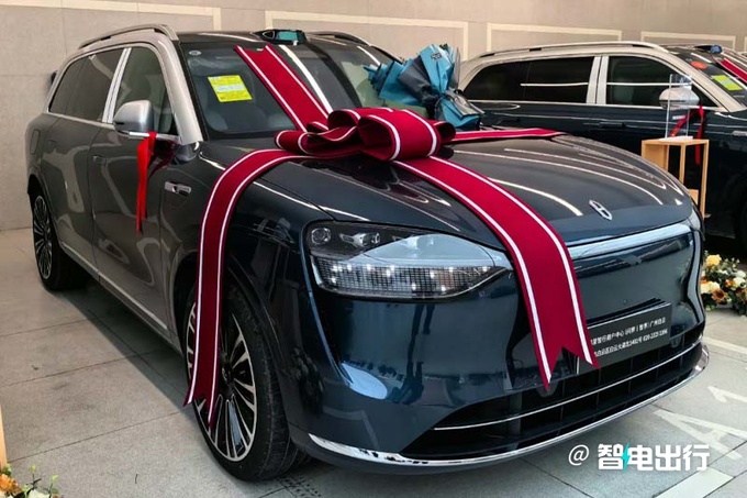 问界M9变相降价至高5万累计大定超4万台-图1