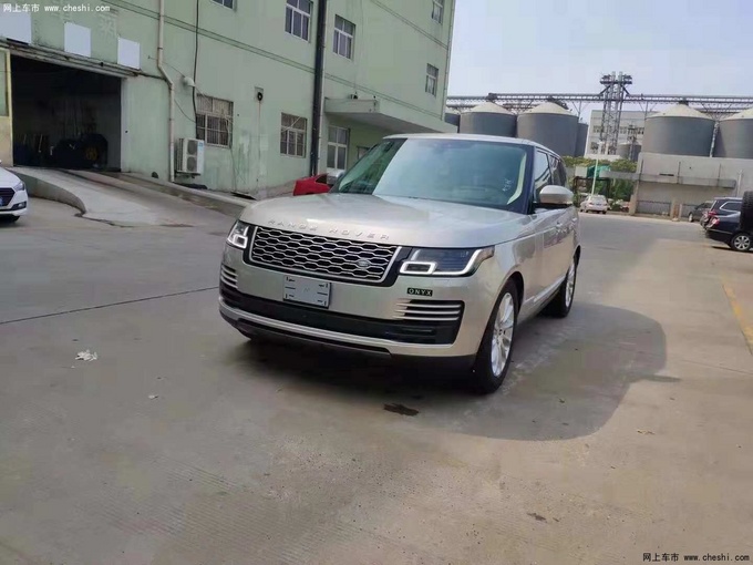 18美规路虎揽胜3.0T 汽油行政高级金属漆-图1