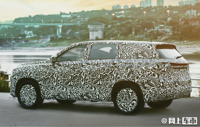 长安欧尚X7新车型谍照曝光尺寸加长 6天后亮相-图4