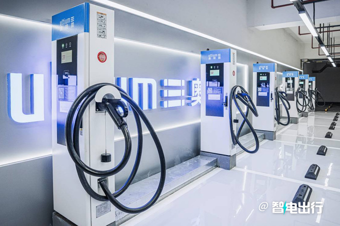 上汽通用砸700亿发力新能源推8款新车-GL8混动将上市-图7