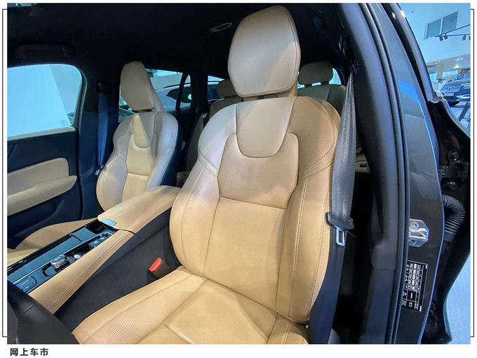 沃尔沃V60海外实拍搭2.0T轻混/安全配置丰富-图6
