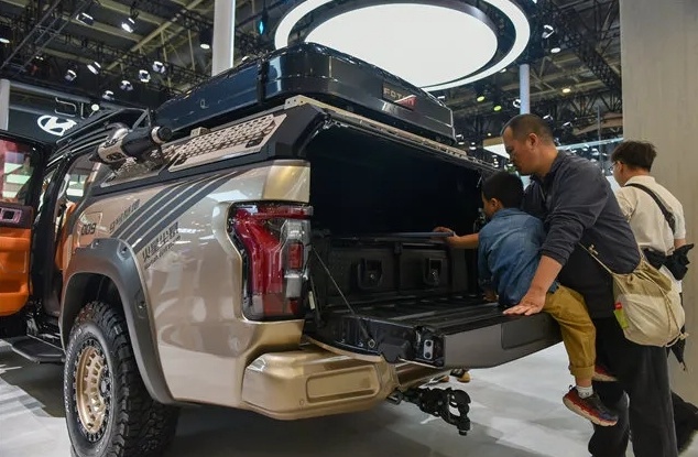 越野化全尺寸大皮卡来袭火星9穿越版亮相北京车展-图4