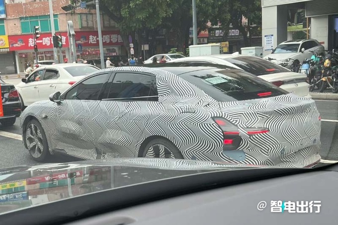 小鹏官宣新品牌MONA下月发布首款车无伪图曝光-图7