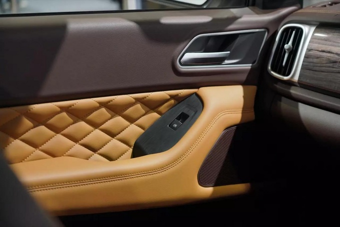 现场直击第42届曼谷国际车展多款皮卡将在国内销售-图6