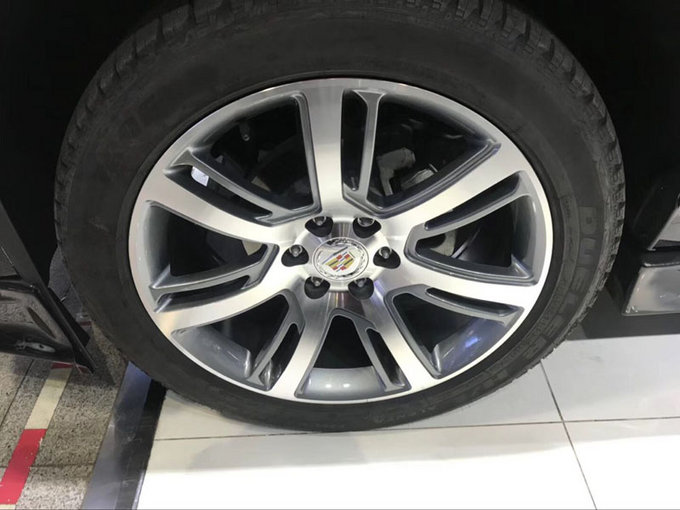 新凯迪拉克总统一号 豪华内饰全国限量版-图8