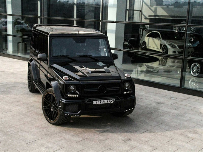 奔驰G500改装BRABUS 咄咄逼人气势越野车-图2