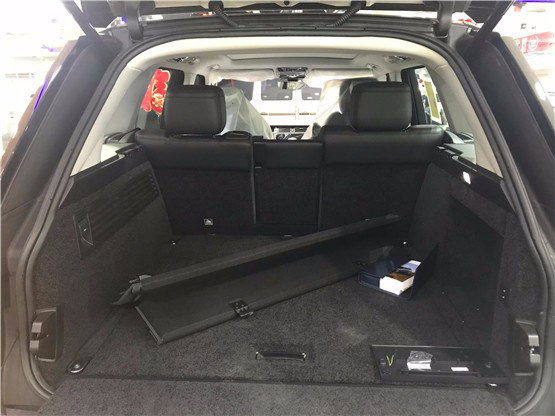 18款路虎揽胜行政版 3.0奢华SUV英伦风格-图8