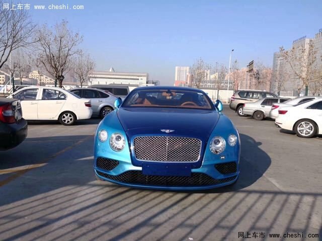 18款宾利飞驰降关税 出众外型超高回头率-图1