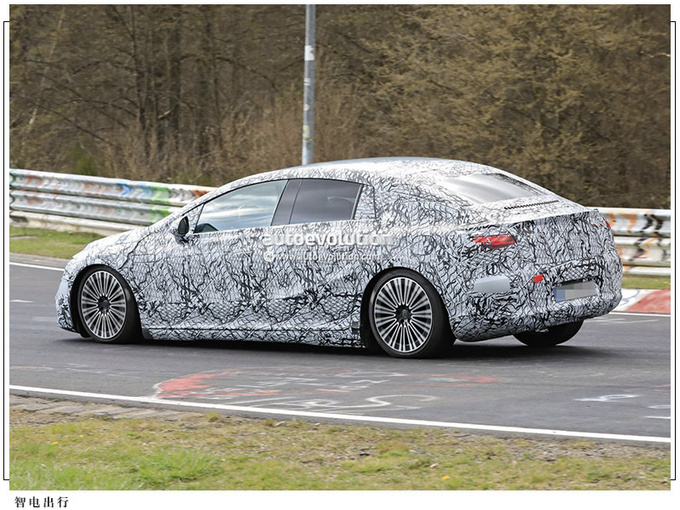 奔驰EQE渲染图曝光家族式格栅/提供多种动力-图4