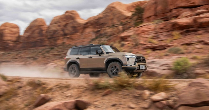 全新雷克萨斯GX正式上市售77.8万起搭2.4T混动+全时四驱-图13