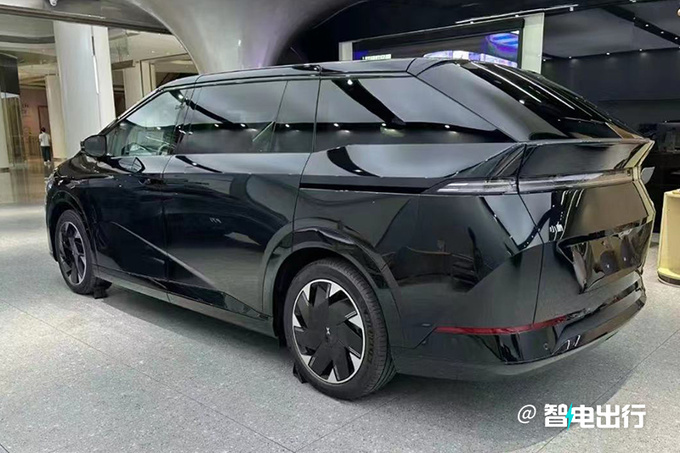比预售便宜x万小鹏X9售xx.xx万起 订单超30000台-图3