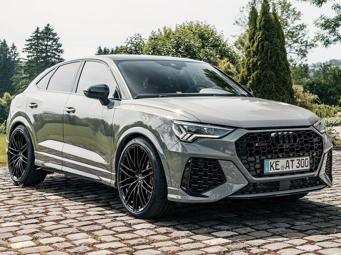 奥迪全新RS Q3曝光2.5T动力升级/配置更丰富-图1