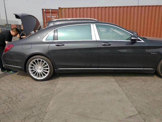 18奔驰迈巴赫S560 四座顶配传奇豪车逆袭-图3