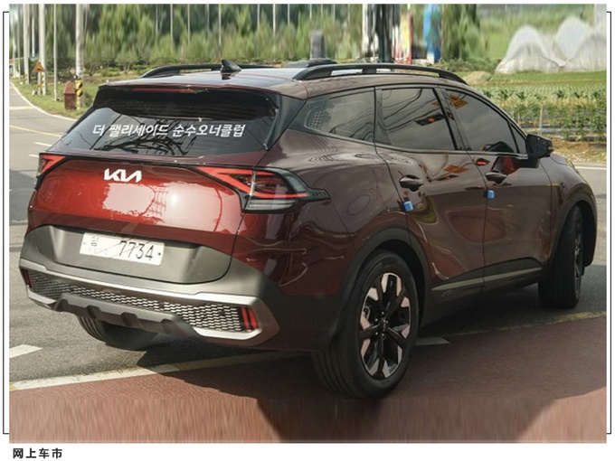 起亚全新狮跑实车街拍搭1.6T/前脸配虎啸式格栅-图7