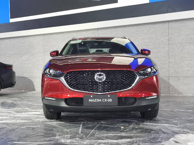 马自达CX-30压燃版或将月底上市 预计起售高6万-图2