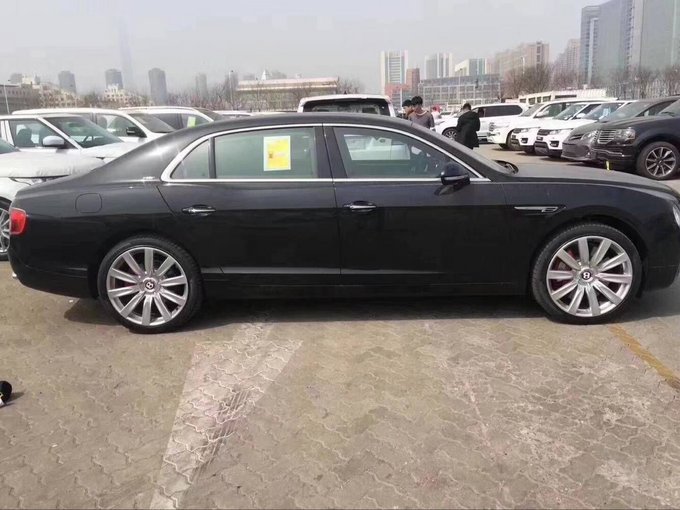 18款宾利飞驰双涡轮增压 天津港史上最低-图3