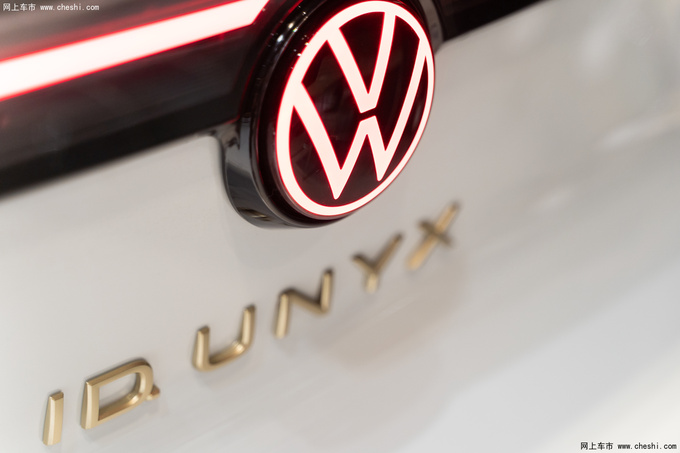 大众首款智能电动轿跑SUV ID. 与众正式上市-图8
