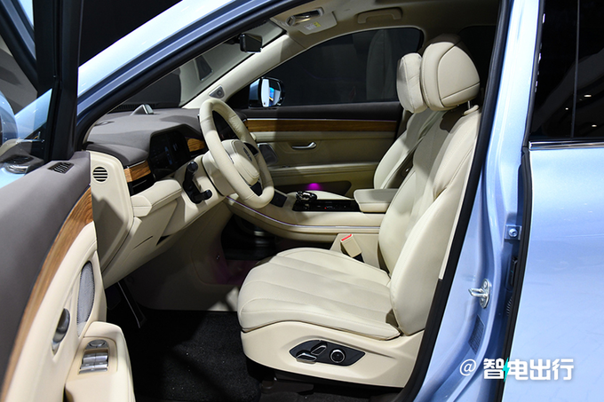 新问界M7七天后上市标配大五座 卖24.8万能火吗-图8