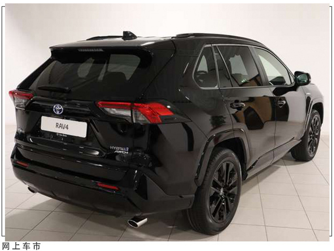 丰田全新RAV4实拍曝光内饰大幅升级/油耗仅5L-图2