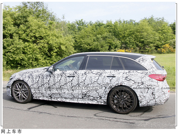 奔驰全新C63旅行版谍照换搭全新动力/性能再升级-图6