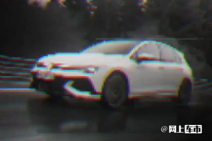 大众高尔夫GTI新车型曝光本月底首发/动力提升-图1