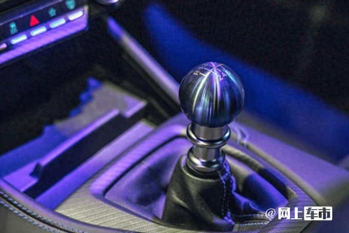 福特野马高性能版11月6日首秀搭5.0L V8引擎-图7