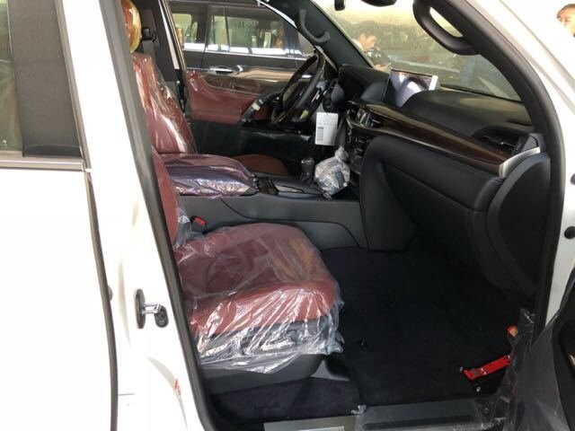 雷克萨斯LX570S运动 多地形越野技术领先-图10