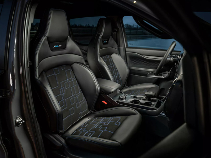 福特全新Ranger曝光搭载柴油3.0T V6发动机造型更帅气-图5