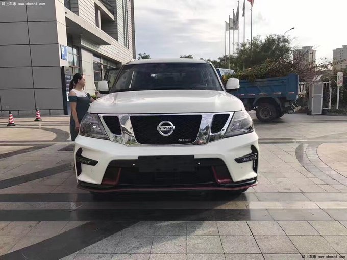 18款日产途乐Y62 最新款XE/SE版现车多台-图1