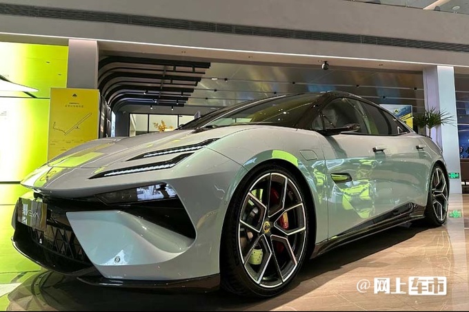 路特斯销售明年1月15日公布轿车售价卖72.8万-图2