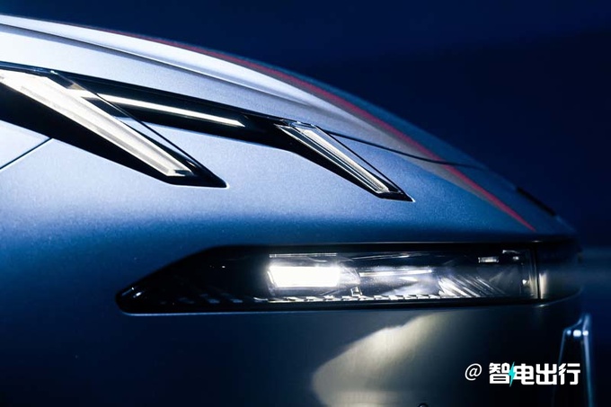 領克3款全新車曝光純電/插混都有 4月發布旗艦轎車-圖1