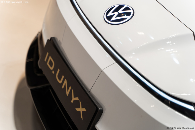 大众首款智能电动轿跑SUV ID. 与众正式上市-图9