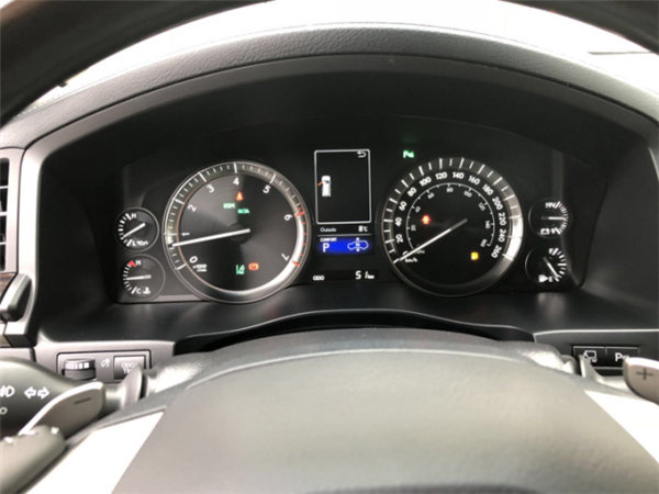 18款雷克萨斯LX570 加版顶配155万更时尚-图8