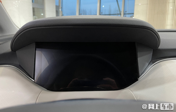 奔腾全新MPV售XX.XX万 专供出行市场 续航400km-图8