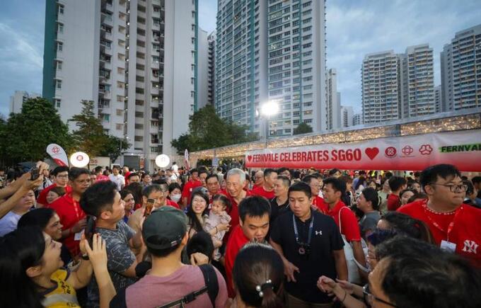 比亚迪助力新加坡独立60周年庆典 新加坡李显龙发文感谢