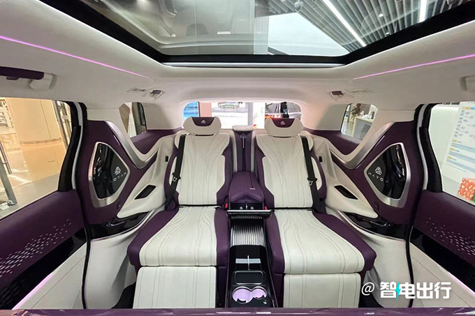 加17万买私人定制版岚图新梦想家售63.99万-图8