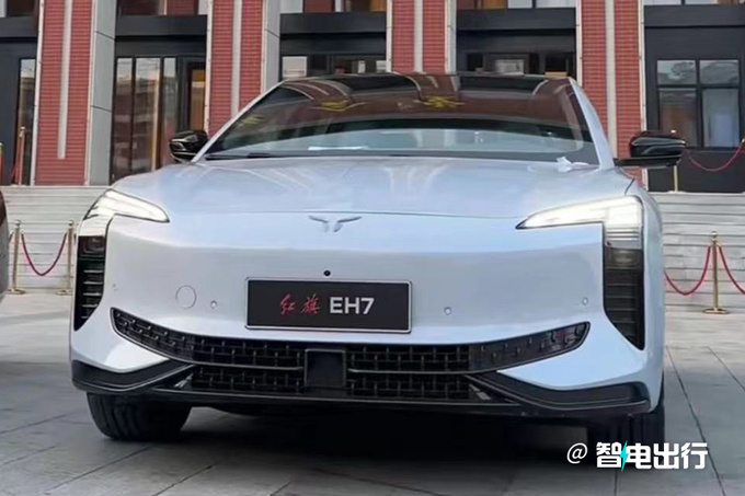 风行星海S7实拍曝光车长近5米 撞脸红旗EH7-图1
