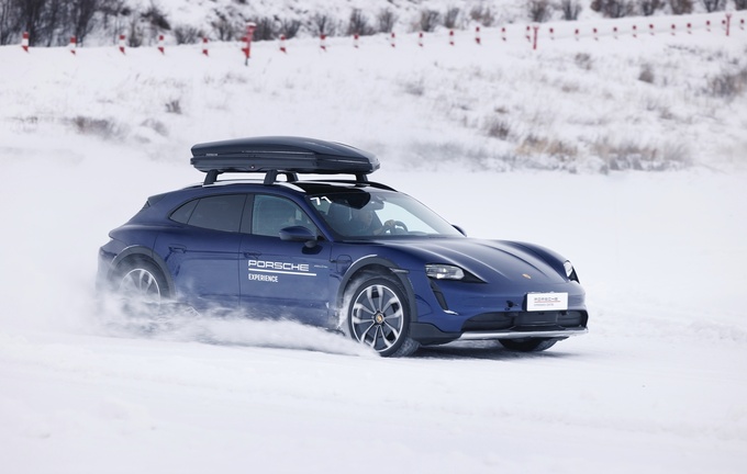 漂移盛宴保時捷全系冰雪試駕911 Dakar領銜多款新車加盟-圖14