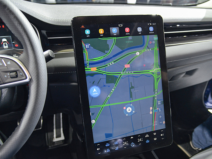 续航超1000km/华为技术加持 赛力斯华为智选SF5实拍-图10