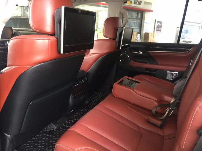 18新款雷克萨斯LX570 外驭豪迈内蕴尊崇-图6