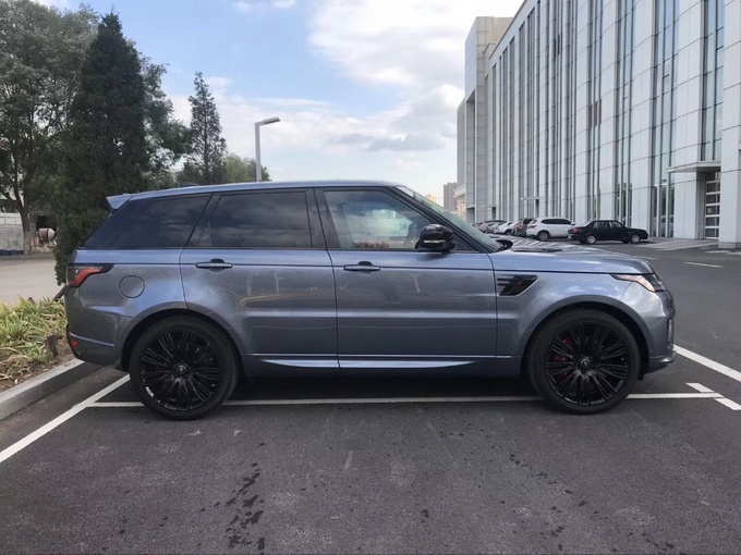 18款路虎揽胜运动版 高功率越野声名大噪-图3