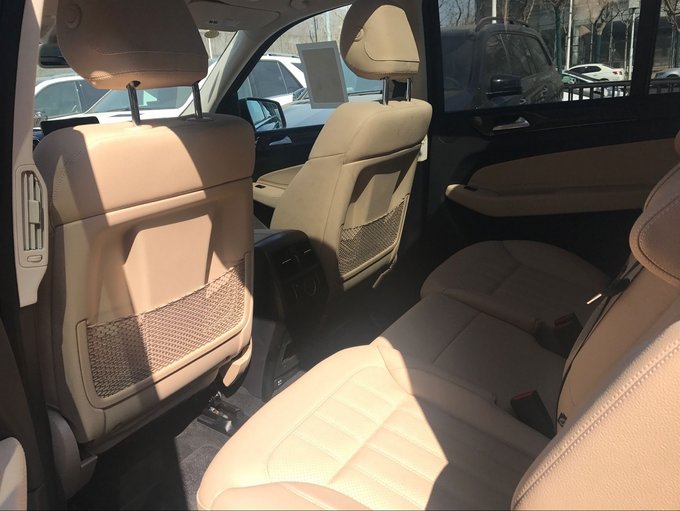 18款奔驰GLS450美规版 操作灵活性价比高-图7