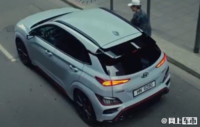 现代KONA N正式发布 造型更运动 搭2.0T发动机-图4