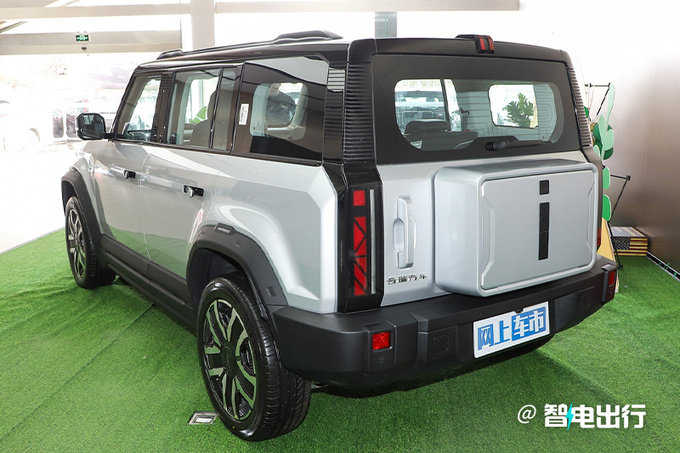 奇瑞新iCAR 03价格曝光4S店后天上市 配置更丰富-图3