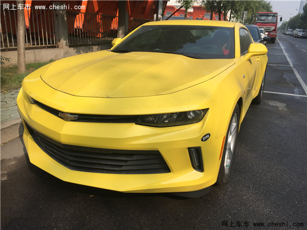 18款雪佛兰科迈罗2.0T 标配小跑竞争野马-图1