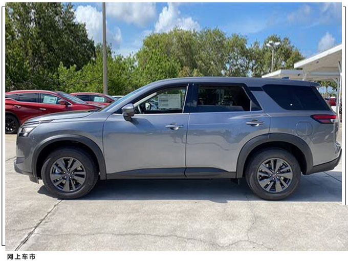 日产大号奇骏实拍搭3.5T V6/尺寸超越途昂-图2