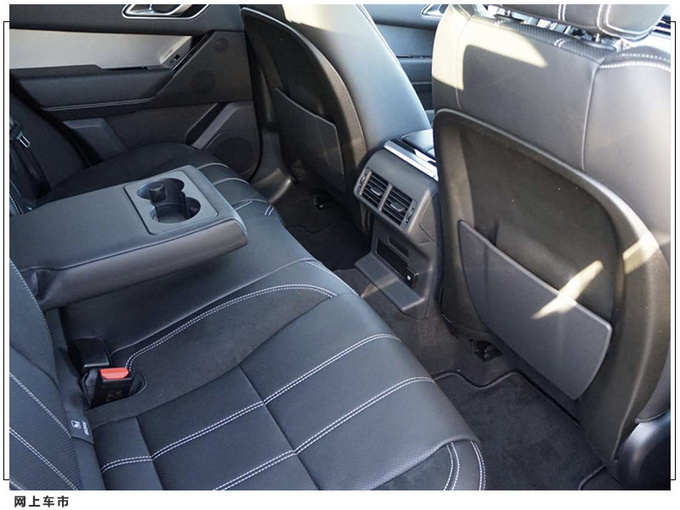 路虎新款揽胜星脉实拍曝光 搭3.0T/配黑色外观套件-图5