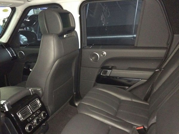 18款路虎揽胜行政加长防弹版 急售甩卖价-图6